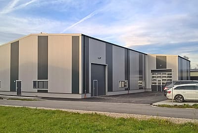 wärmegedämmte lagerhallen